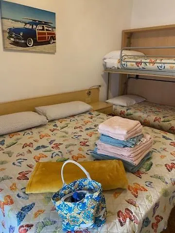 Appartamenti Monica Residence Foscolo Lido di Jesolo 0*,  Italia